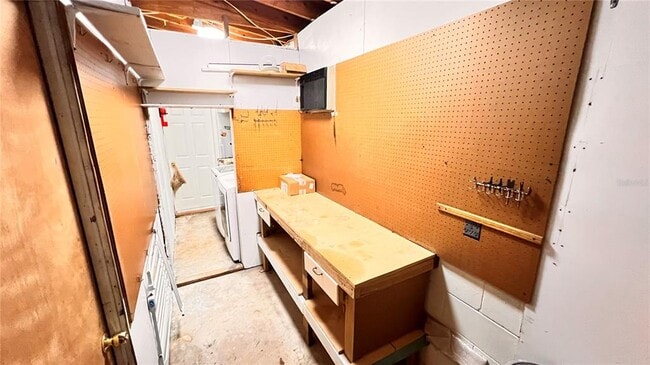 Building Photo - 1516 Dove Dr