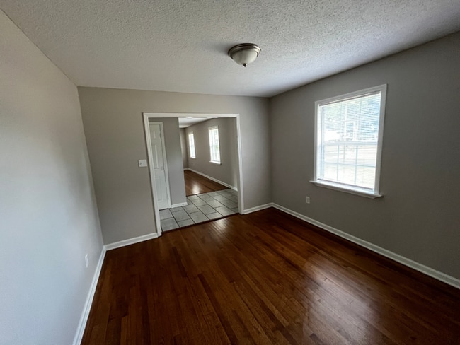 Building Photo - Large 4BR/2BA Whitehaven Home | 2,393 Sq Ft, Stone Fireplace, Hardwood BRs & 2-Car Garage