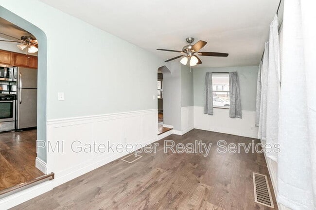 Building Photo - 5618 Leumas Rd