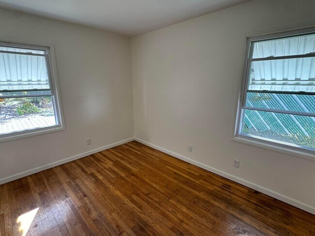 Building Photo - 1953 Fishinger Rd