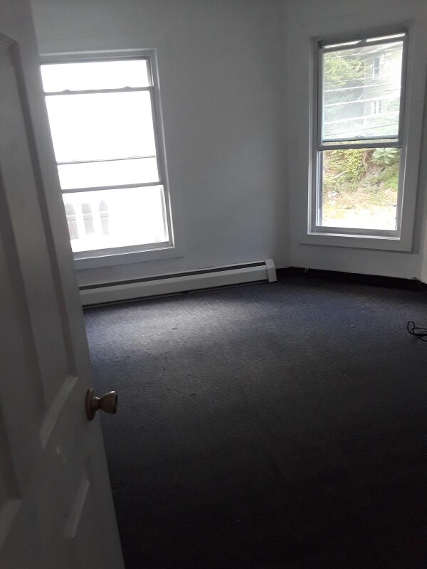 Building Photo - 173 Chestnut St