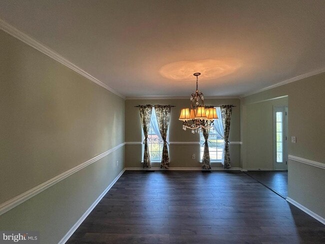 Building Photo - 13220 Willow Point Dr