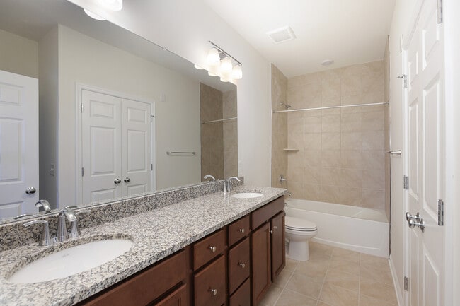 Building Photo - 93 Robeson St