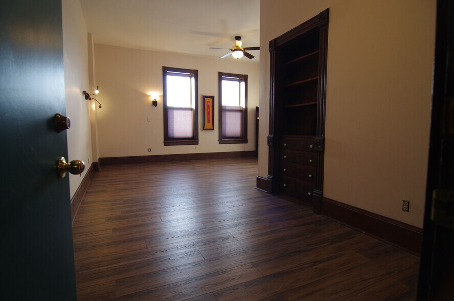 Master Bedroom - 418 N Main St