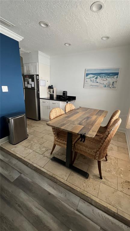 Building Photo - 5110 Coquina Key Dr SE