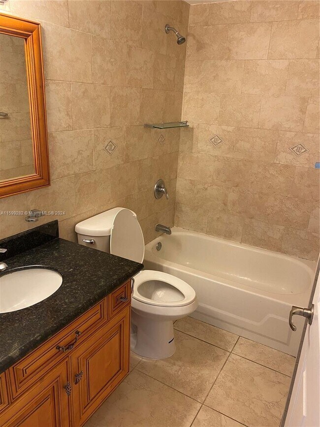 Building Photo - 7118 Southgate Boulevard Apt #7118, North ...