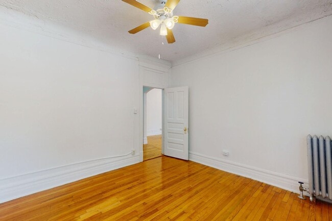 Floorplan - 5401-5403 S. Woodlawn Avenue