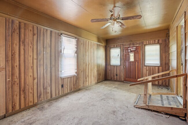 Building Photo - 2683 21st St