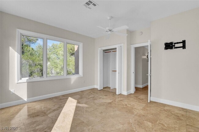 Building Photo - 9005 Opus Dr