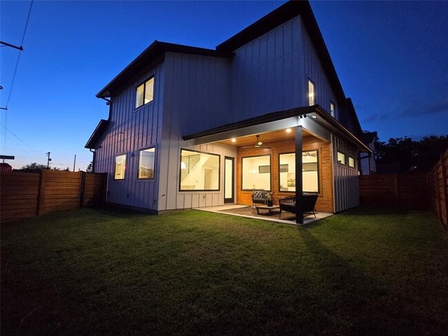 Building Photo - 5301 Grover Ave