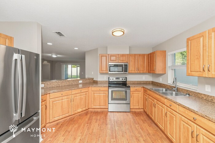 Building Photo - 15532 Florida Breeze Loop