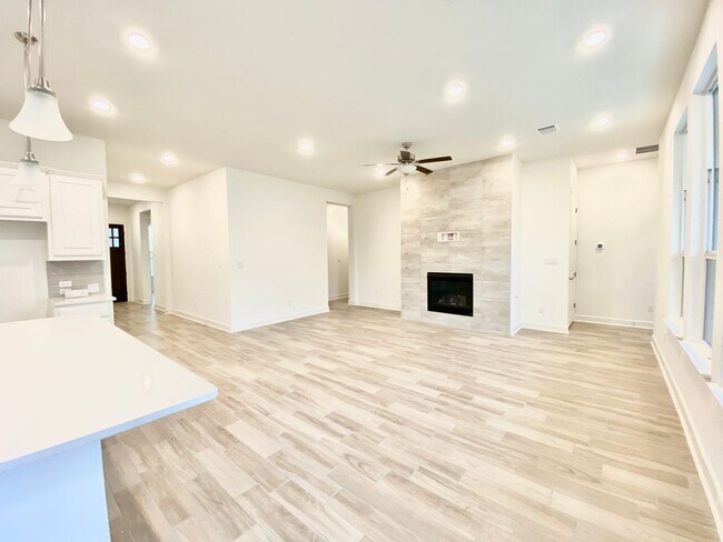 Building Photo - 6009 Cimarron Rdg Ln