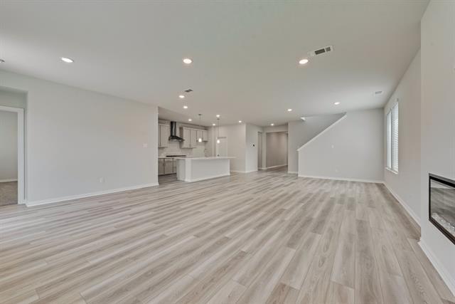 Building Photo - 3404 Riverlawn Dr