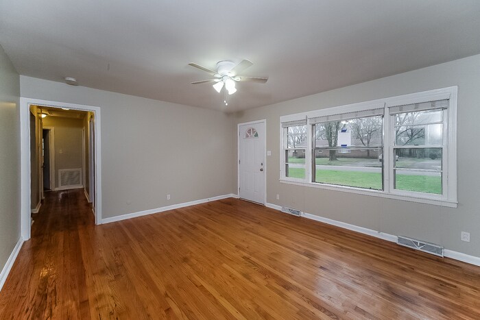 Building Photo - 4610 Rutledge Dr NW