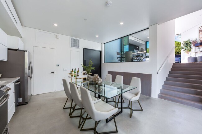 Building Photo - Architectural 1-Bed Designer Residence wit...