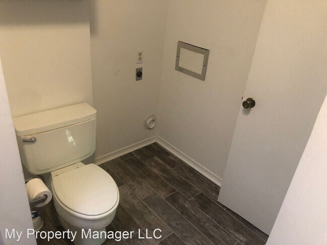 Building Photo - 2 br, 1 bath House - 2894 Mackey Lane