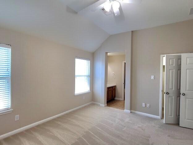 Building Photo - 10007 Shire Green Ln