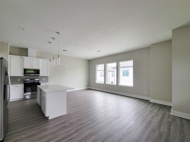 Building Photo - 8316 Curry Rd