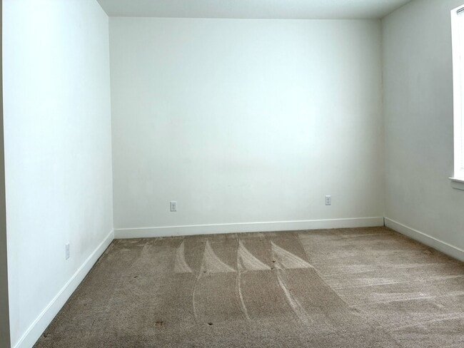 Building Photo - 3883 Komenda Ct