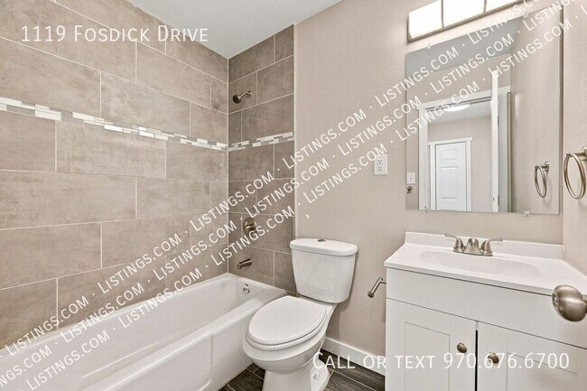 Building Photo - 1119 Fosdick Dr