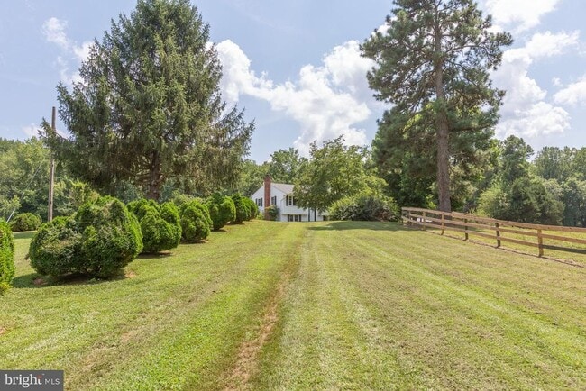 Building Photo - 18136 Pepmeier Hill Rd