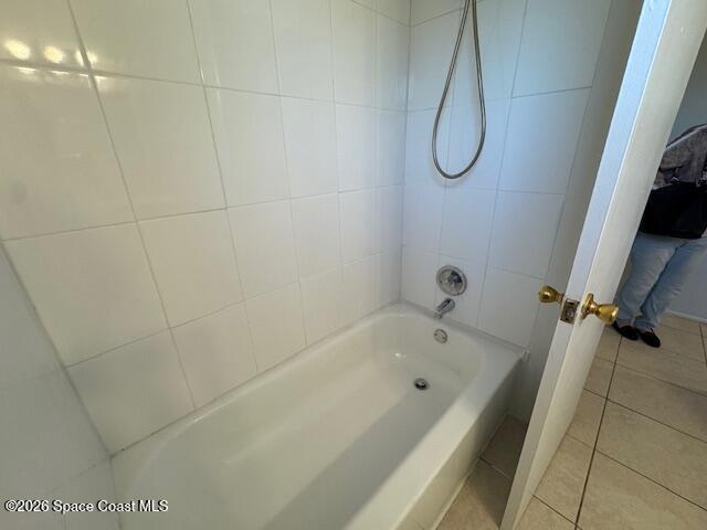 Building Photo - 2232 Flower Tree Cir