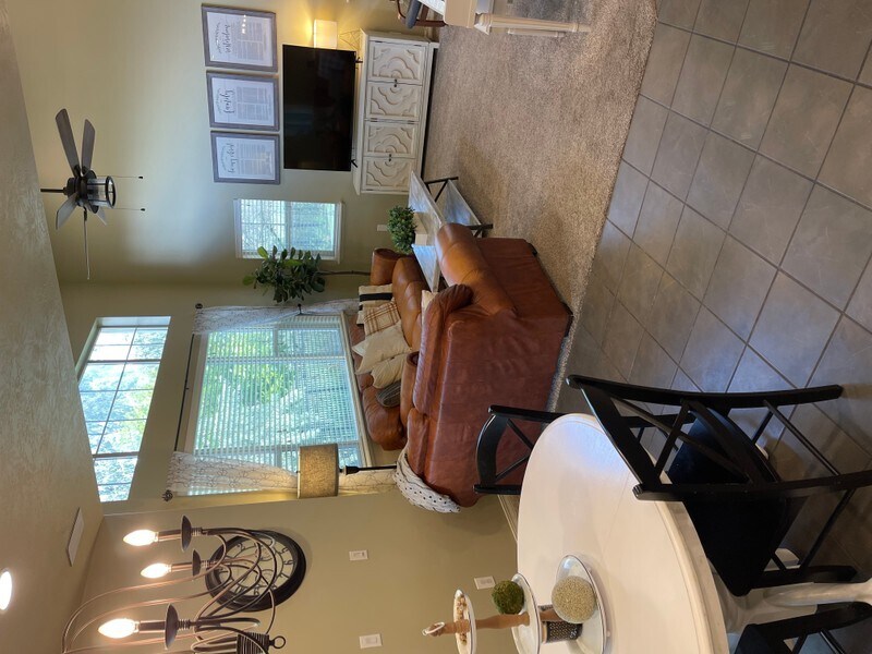 Building Photo - 1552 S 530 E