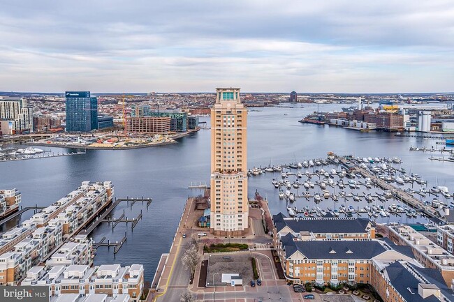 Building Photo - 100 Harborview Dr