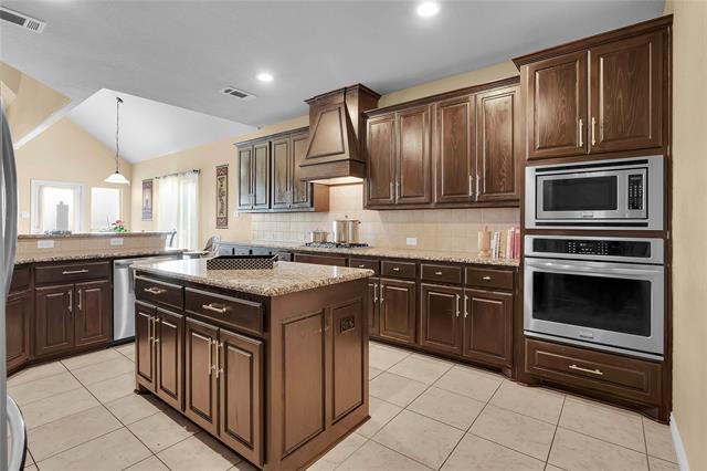 Building Photo - 9684 Salvia Dr