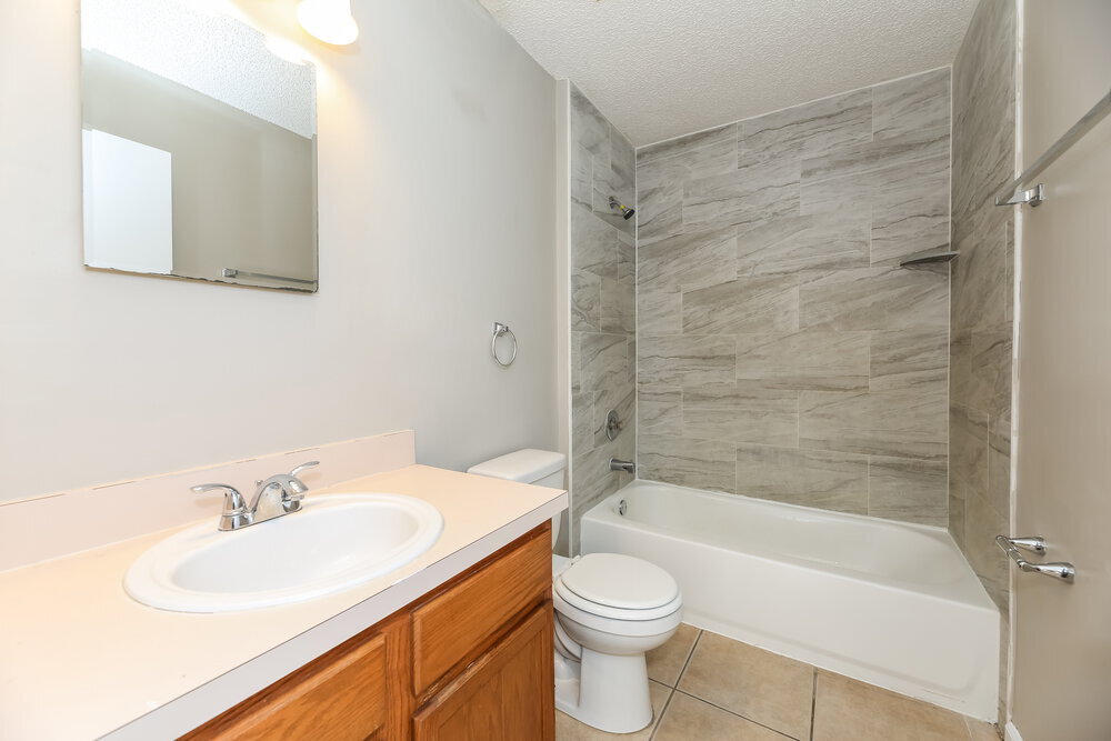 Building Photo - 7939 Cherry Blossom Dr S