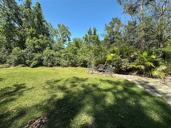 Building Photo - 9400 Doliver Dr