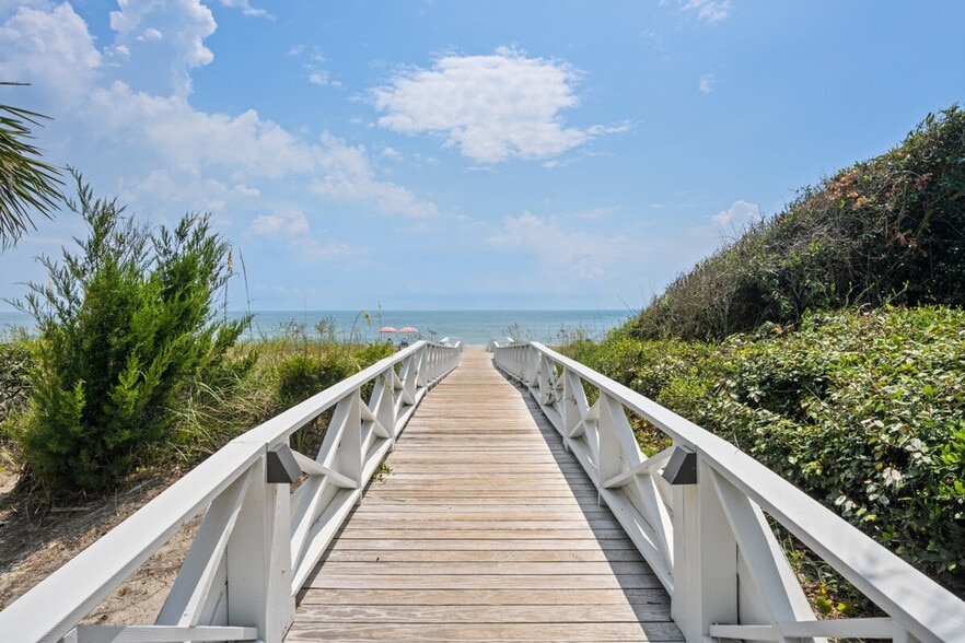 Building Photo - 96 Ocean Park Loop