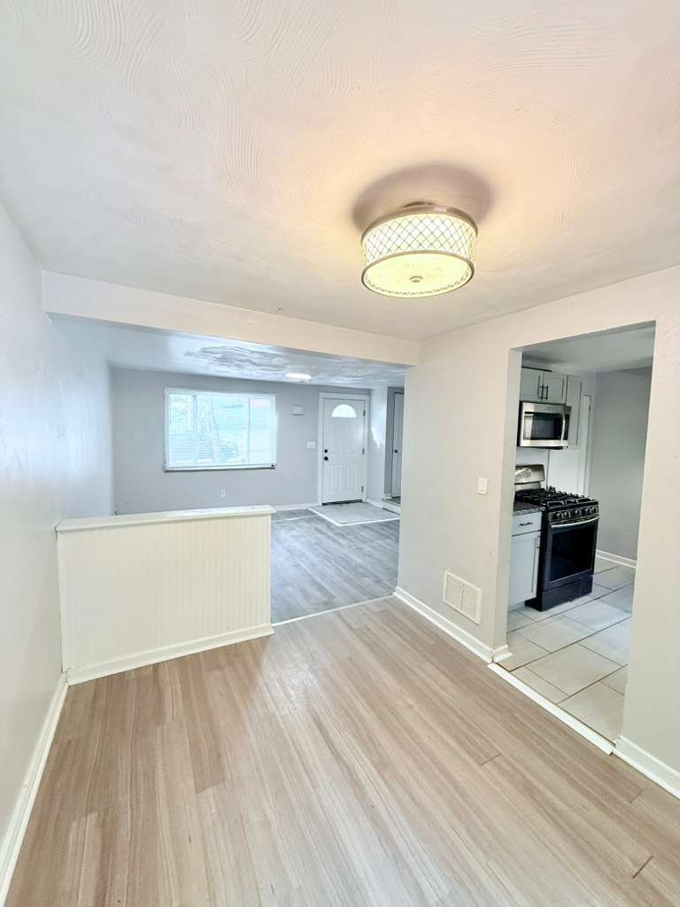 Building Photo - 8181 Chaske St