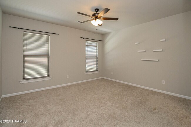 Building Photo - 303 Tall Meadows Ln