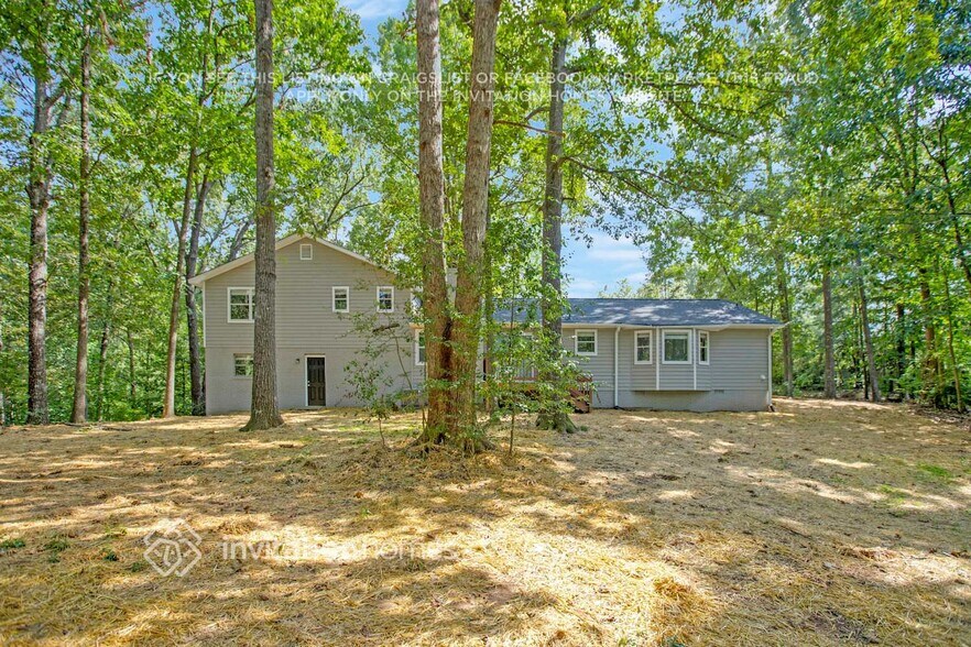 Building Photo - 4444 Foxfire Crossing