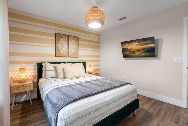 Building Photo - 4456 Summer Flowers Pl