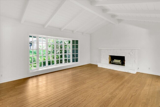 Building Photo - 1064 Westridge Ave