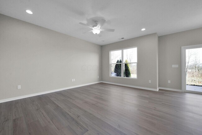 Building Photo - 5515 Fawnsbury Ct