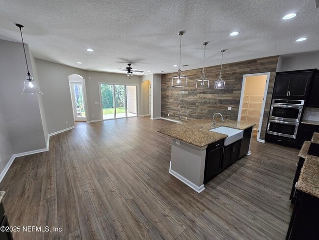 Building Photo - 204 Balvenie Dr