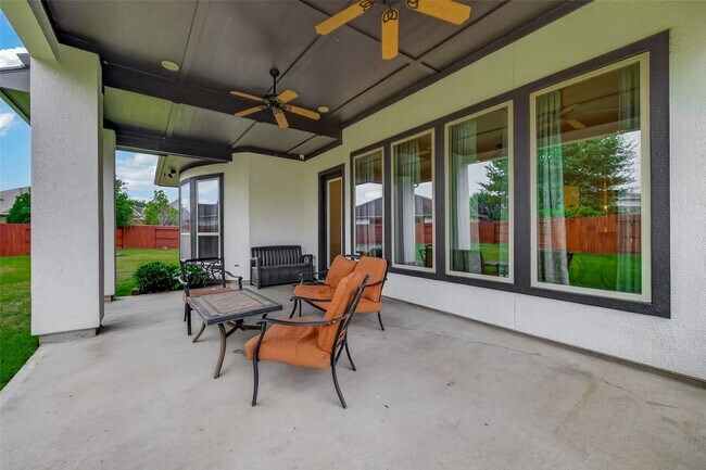 Building Photo - 2515 Avon Gate Ct