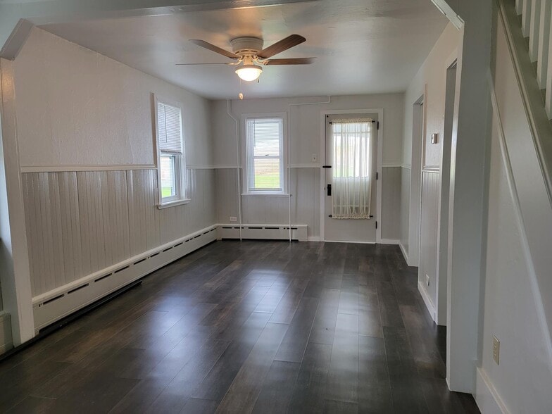 Building Photo - 124 Michters Rd