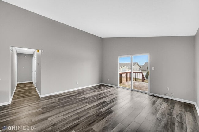 Building Photo - 1218 W 85th Ave