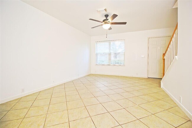 Building Photo - 17627 S Summit Canyon Dr