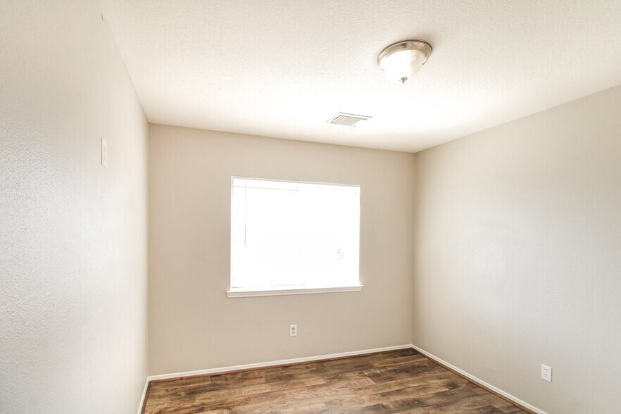 Building Photo - 1145 Verde Trails Dr