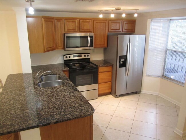 Primary Photo - 2859 NE 15th St