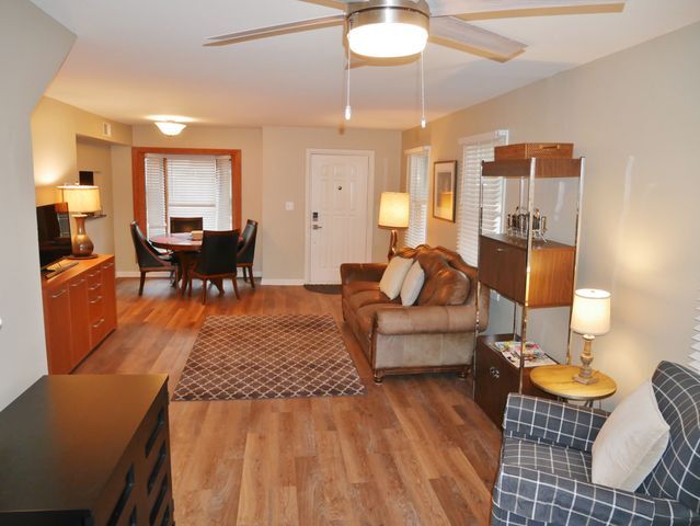 Building Photo - 2298 Browning St