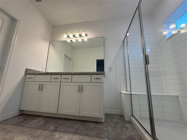 Building Photo - 11187 Hanlon Ter Aly