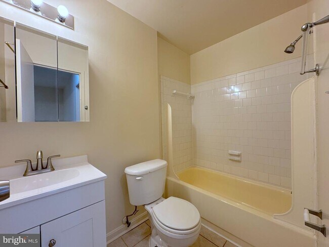 Building Photo - 9642 Hagel Cir