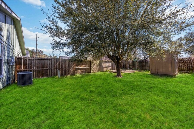 Building Photo - 5315 Cherie Crest Ct