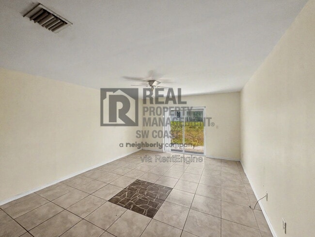 Building Photo - 772 Holmes Ave